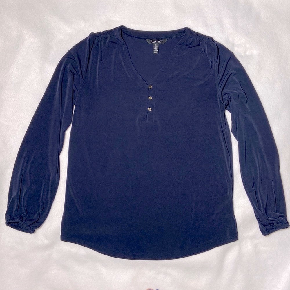 Ellen Tracy V Neck Long Sleeve Top. Dark Navy Blue. Small.